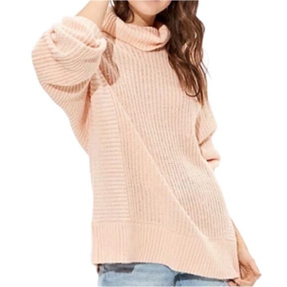 American Eagle Outfitters Sweaters - American Eagle Outfitters Oversized Peach Mock Neck
Sweater(Size XS)